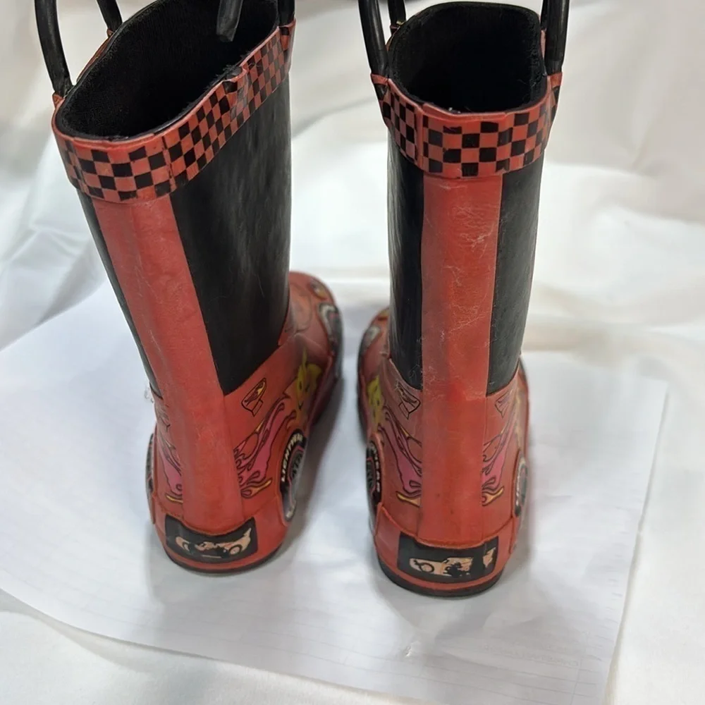 Disney Lightning McQueen race track pull on mud boots kids 7/8